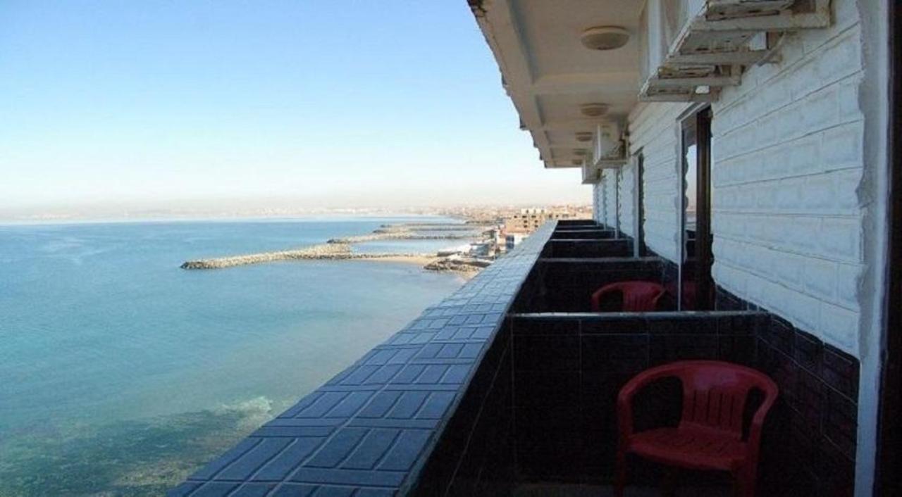 Grand Hotel Adghir Bordj el Kiffan Exterior photo